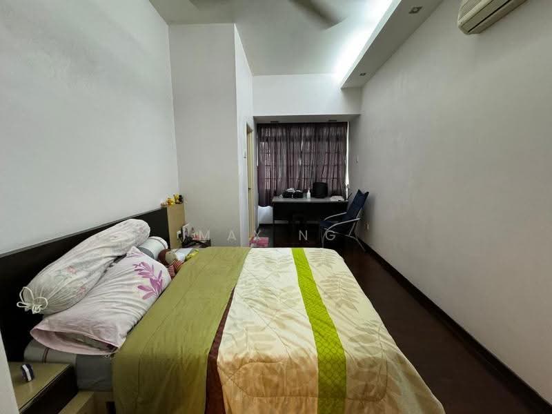 3-storey Terraced House for Sale in Tanjung Bungah (Penang) - Max Ng - Bedroom - PropertyGuru.com.my