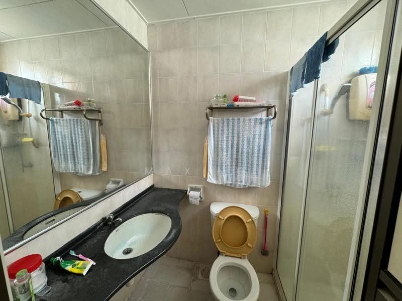 3-storey Terraced House for Sale in Tanjung Bungah (Penang) - Max Ng - Bathroom - PropertyGuru.com.my