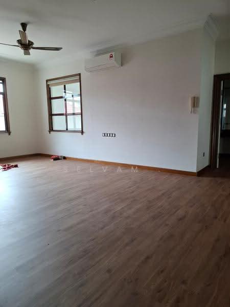 Bungalow House for Sale in Kelana Jaya (Petaling Jaya) - Selvam . - Living Room - PropertyGuru.com.my