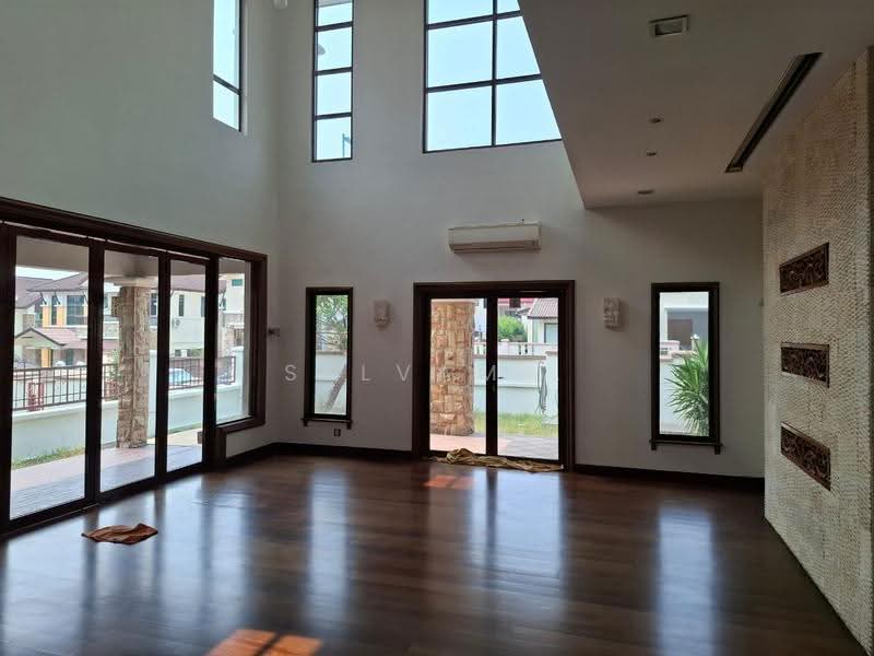 Bungalow House for Sale in Kelana Jaya (Petaling Jaya) - Selvam . - Living Room - PropertyGuru.com.my