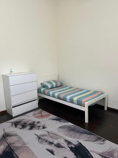 Rumah Teres 2-Tingkat untuk Dijual di Seksyen 11 (Shah Alam) - Nurul Balkis Arshad - Bedroom - PropertyGuru.com.my