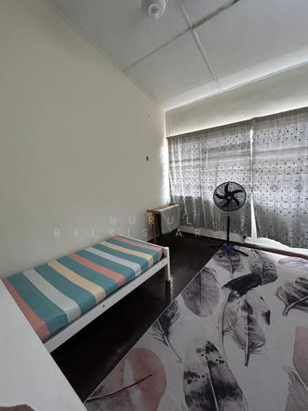 Rumah Teres 2-Tingkat untuk Dijual di Seksyen 11 (Shah Alam) - Nurul Balkis Arshad - Bedroom - PropertyGuru.com.my