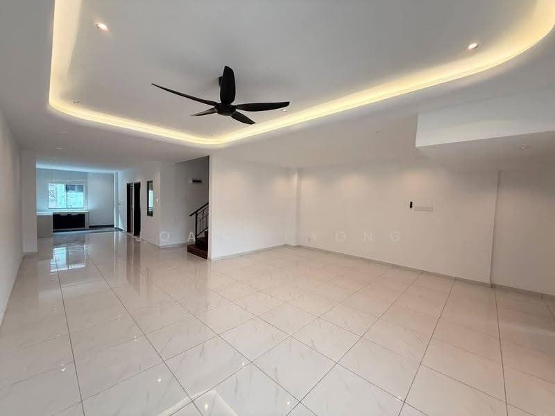Rumah Teres 2-Tingkat untuk Dijual di Skudai (Johor) - Joanne Yong - Living Room - PropertyGuru.com.my