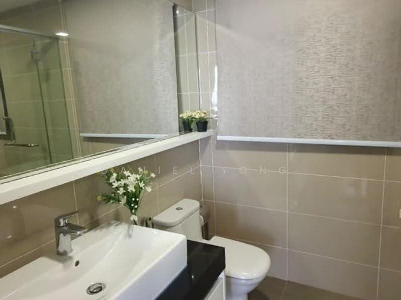 Condominium for Sale at Iskandar Residences - Daniel Yong - Bathroom - PropertyGuru.com.my