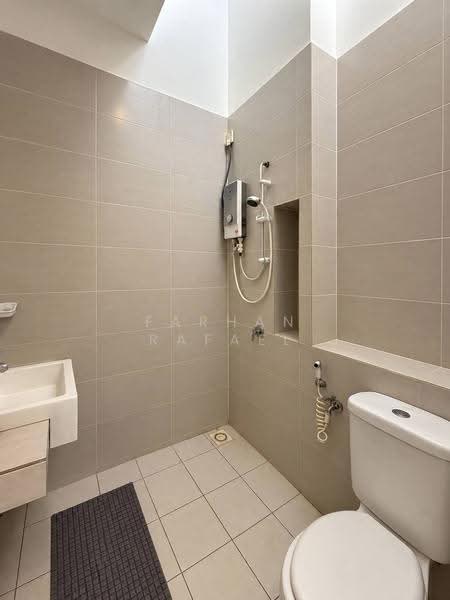 Rumah Teres 2-Tingkat untuk Dijual di Eco Grandeur (Puncak Alam) - Farhan Rafael - Bathroom - PropertyGuru.com.my