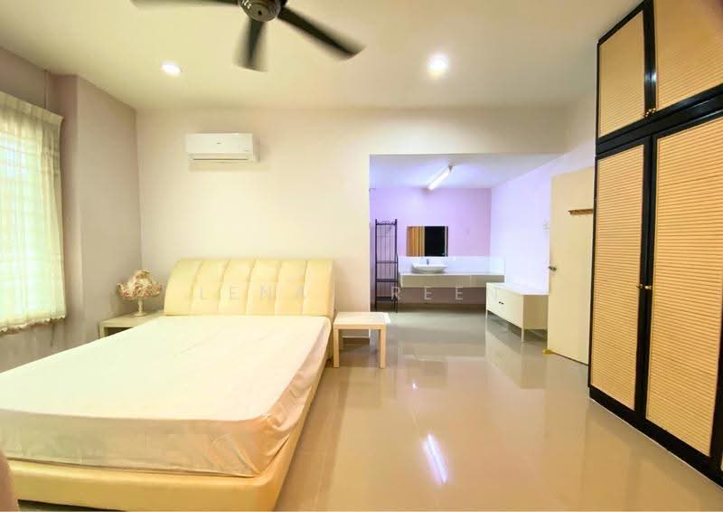 Rumah Teres 2-Tingkat untuk Dijual di Taman Sea (Petaling Jaya) - Lena Green - Bedroom - PropertyGuru.com.my