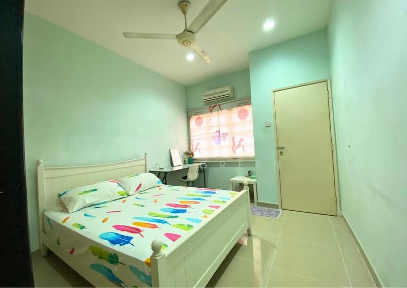 Rumah Teres 2-Tingkat untuk Dijual di Taman Sea (Petaling Jaya) - Lena Green - Bedroom - PropertyGuru.com.my