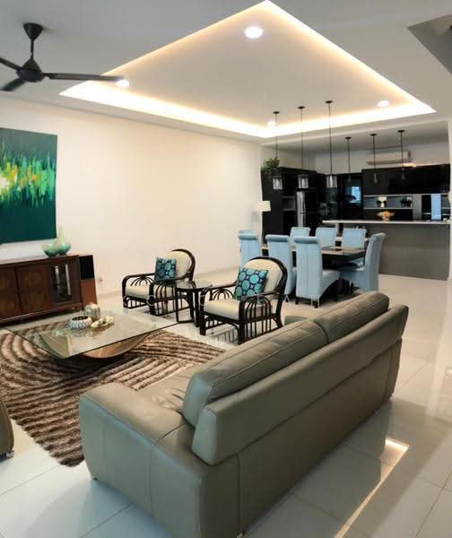Rumah Teres 3-Tingkat untuk Dijual di Duta Villa (Setia Alam) - KC Cheah - Living Room - PropertyGuru.com.my
