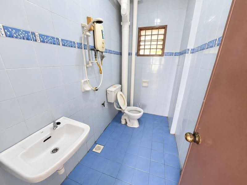 Apartment for Sale at Vista Lavender - Kayden Wong - Bathroom - PropertyGuru.com.my