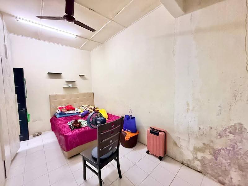 Rumah Teres 1-Tingkat untuk Dijual di Seremban (Negeri Sembilan) - Yasmin Sulaiman - Bedroom - PropertyGuru.com.my