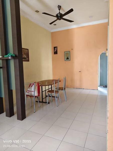 Rumah Teres untuk Disewa di Taman Seri juru (Juru) - Dedi . - Dining Room - PropertyGuru.com.my
