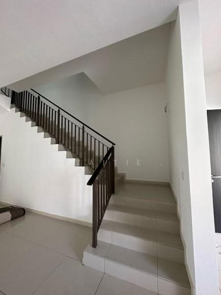 Rumah Teres 2-Tingkat untuk Dijual di Sepang (Selangor) - Izzaitie . - PropertyGuru.com.my