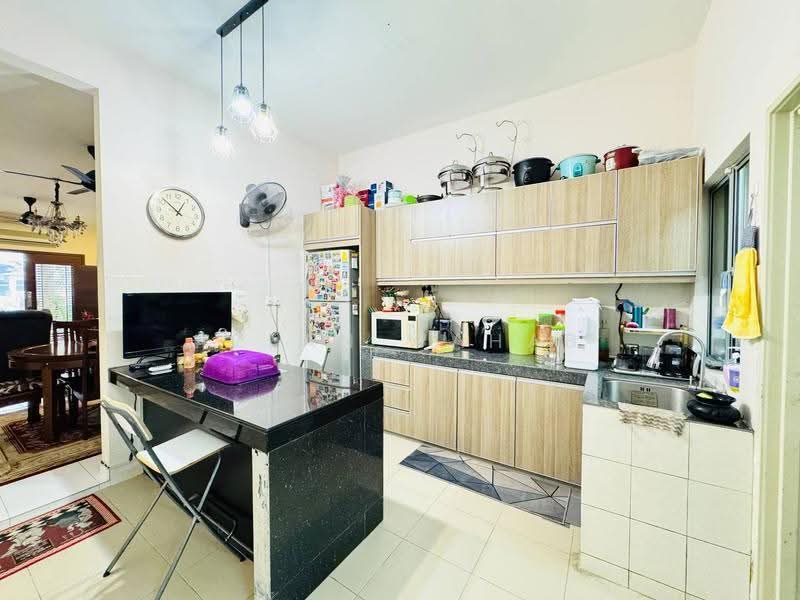 Rumah Teres 2-Tingkat untuk Disewa di Setia Alam (Selangor) - Azean Wahab - Kitchen - PropertyGuru.com.my