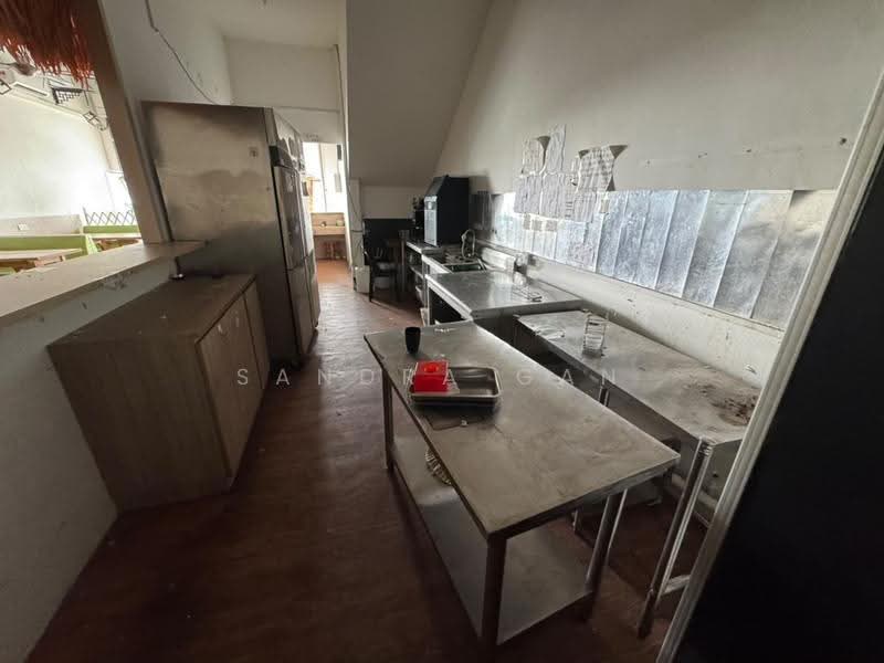 Shop for Rent in Taman Ungku Tun Aminah (Skudai) - Sandra Gan - Kitchen - PropertyGuru.com.my