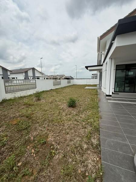 Rumah Berkembar untuk Dijual di Bandar Putra Kulai (Kulai) - Daniel Yong - Exterior - PropertyGuru.com.my