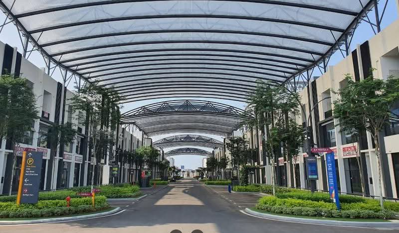 Shop / Office for Sale in Aspen Vision City (Batu Kawan) - Sunny Lok - Exterior - PropertyGuru.com.my