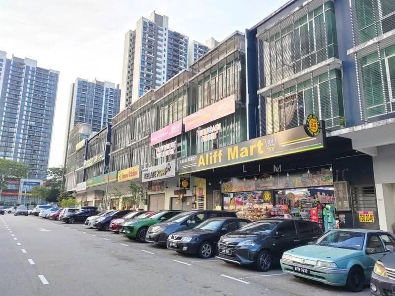 Shop / Office untuk Disewa di Taman Damansara Aliff (Tampoi) - Quinccy Lim - Exterior - PropertyGuru.com.my