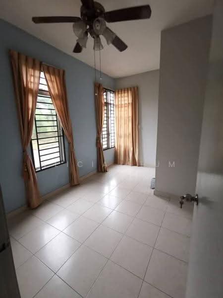 2-storey Terraced House for Sale in Taman Bestari Indah (Ulu Tiram) - Alicia Shum - Interior - PropertyGuru.com.my