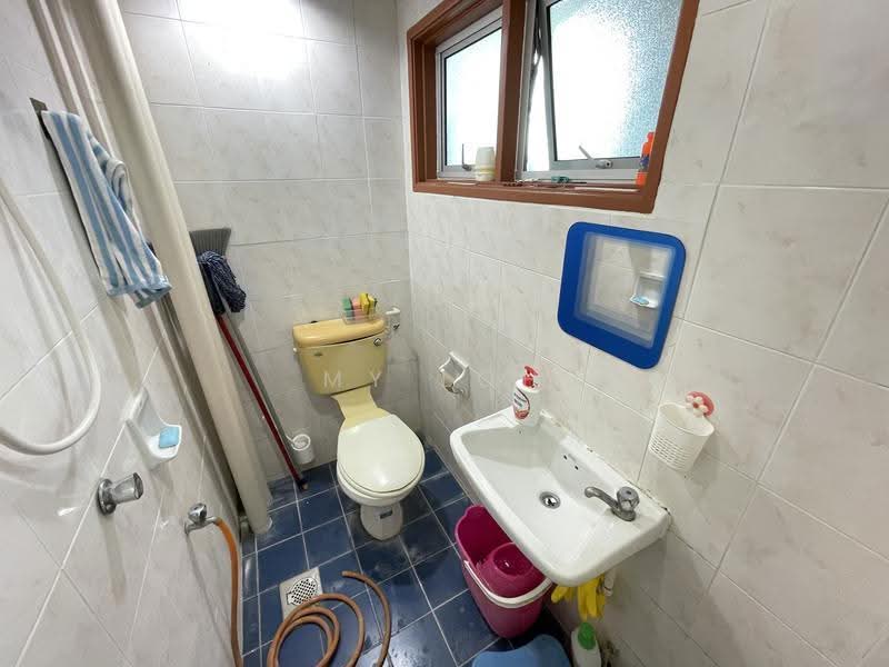 Condominium for Sale at Seri Anggun - MY Loh - Bathroom - PropertyGuru.com.my