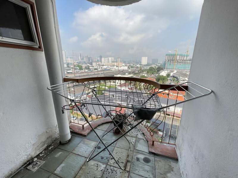 Condominium for Sale at Seri Anggun - MY Loh - Balcony - PropertyGuru.com.my