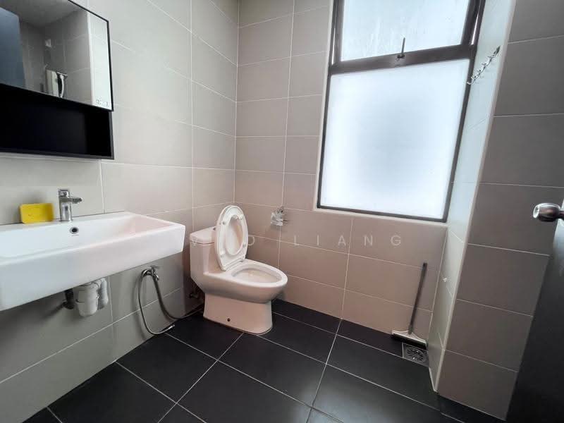 Kediaman Servis untuk Disewa di Wave @ Marina Cove - Vivco Liang - Bathroom - PropertyGuru.com.my