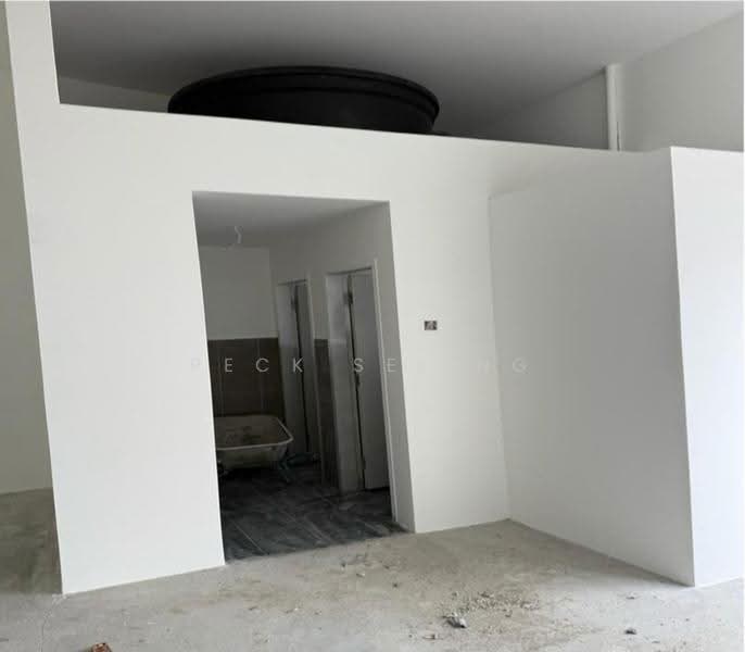 Shop for Rent in Bandar Tasik Kesuma (Beranang) - Peck See Ng - Interior - PropertyGuru.com.my