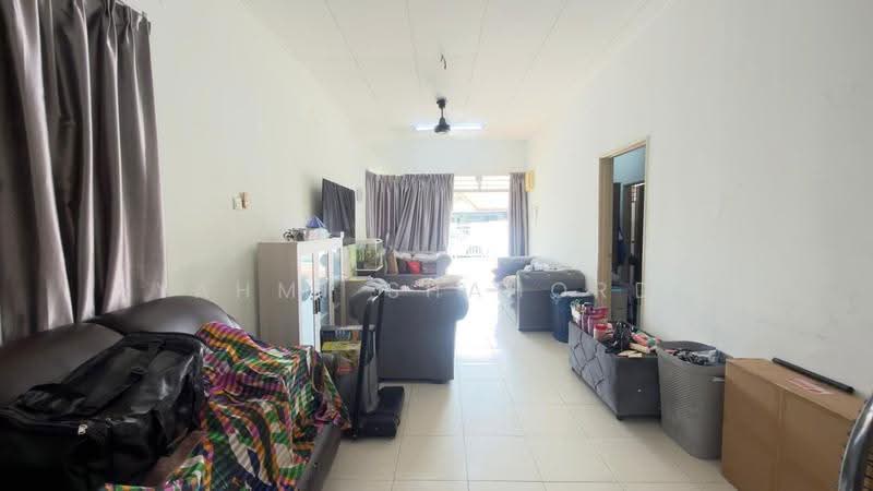 Terraced House for Sale in Bandar Putera 2 (Klang) - Syahmi Shahordin - Living Room - PropertyGuru.com.my