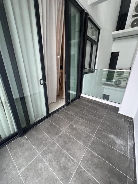 Kondominium untuk Disewa di Picasso Residence - Ann . - Balcony - PropertyGuru.com.my