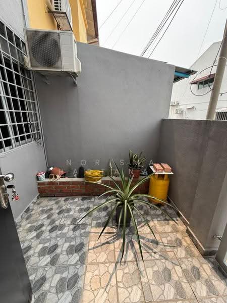 2-storey Terraced House for Sale in Taman Sri Langat (Kajang) - Norisma Hartanah - Exterior - PropertyGuru.com.my