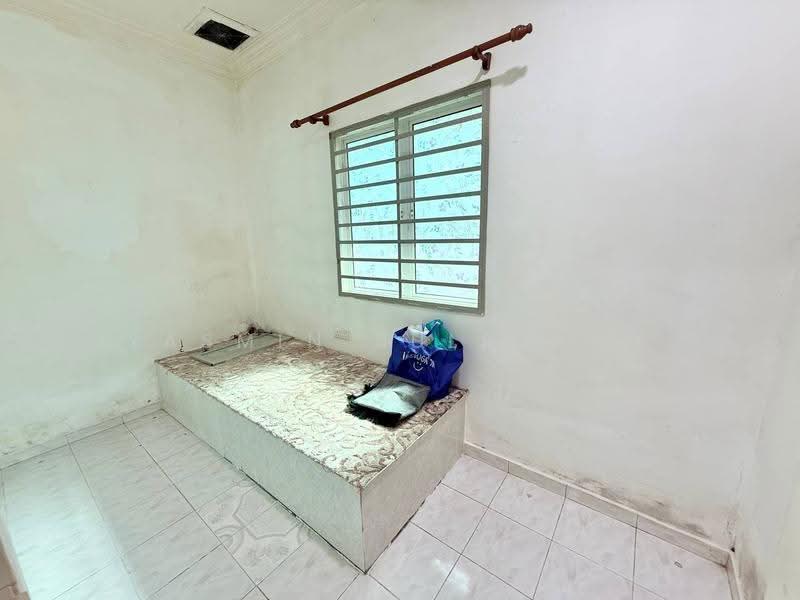 Terraced House for Sale in Bandar Seremban Selatan (Seremban) - Yasmin Sulaiman - Bedroom - PropertyGuru.com.my