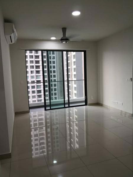 Kondominium untuk Disewa di LakePark Residence @ KL North - Ayah Zul - Living Room - PropertyGuru.com.my