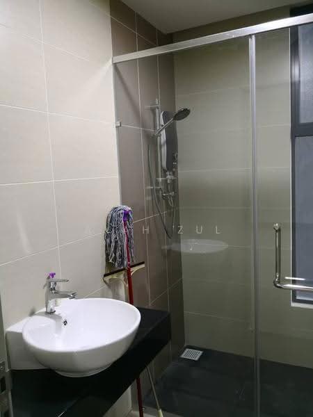 Kondominium untuk Disewa di LakePark Residence @ KL North - Ayah Zul - Bathroom - PropertyGuru.com.my