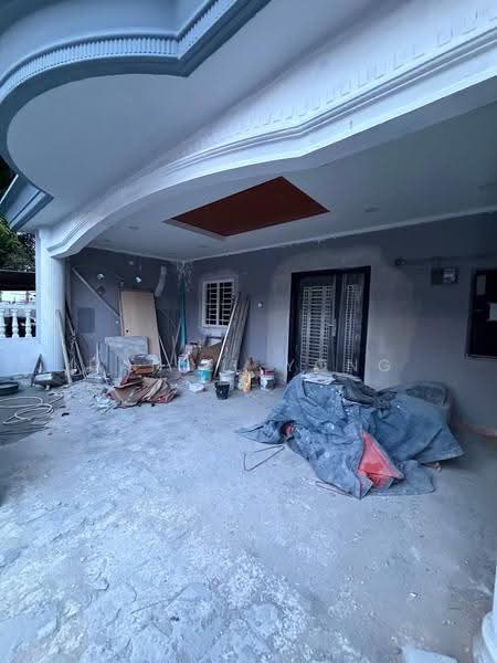 2-storey Terraced House for Sale in Taman Bukit Mewah (Tampoi) - Daniel Yong - Exterior - PropertyGuru.com.my
