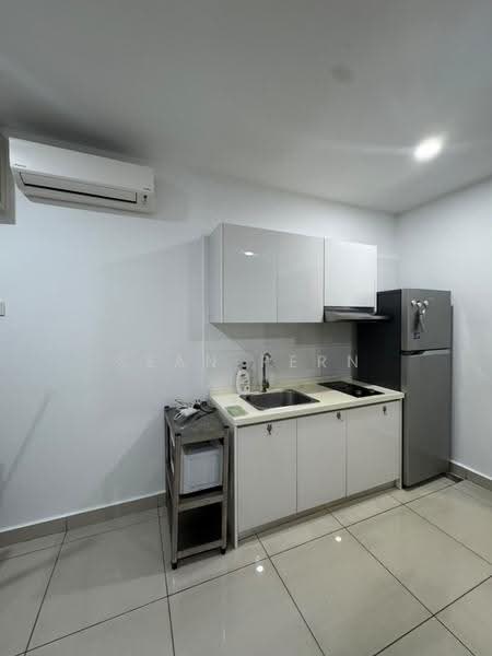 Kediaman Servis untuk Disewa di H2O Residences - Sean Pern - Kitchen - PropertyGuru.com.my