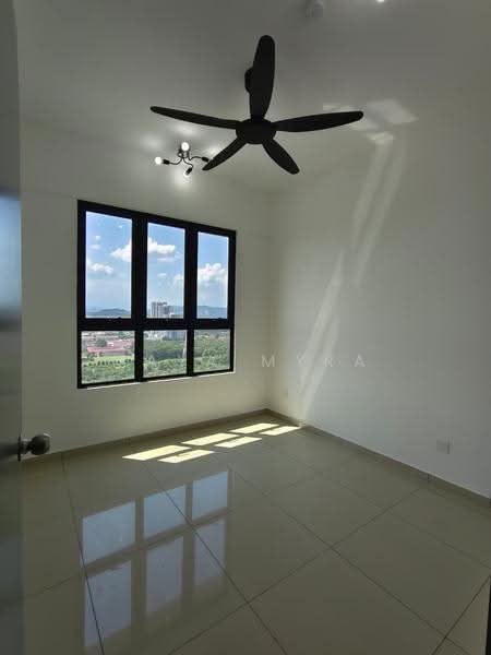 Kediaman Servis untuk Disewa di Parkland Residence @ Kajang 2 - Maya Myra - Bedroom - PropertyGuru.com.my