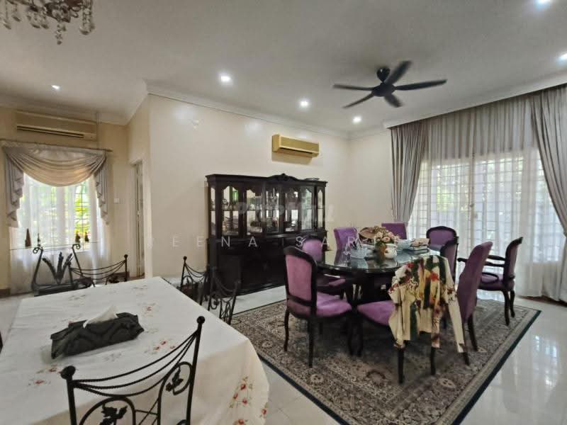 Bungalow House untuk Dijual di Bukit Jelutong (Shah Alam) - Reena Sarif - Dining Room - PropertyGuru.com.my