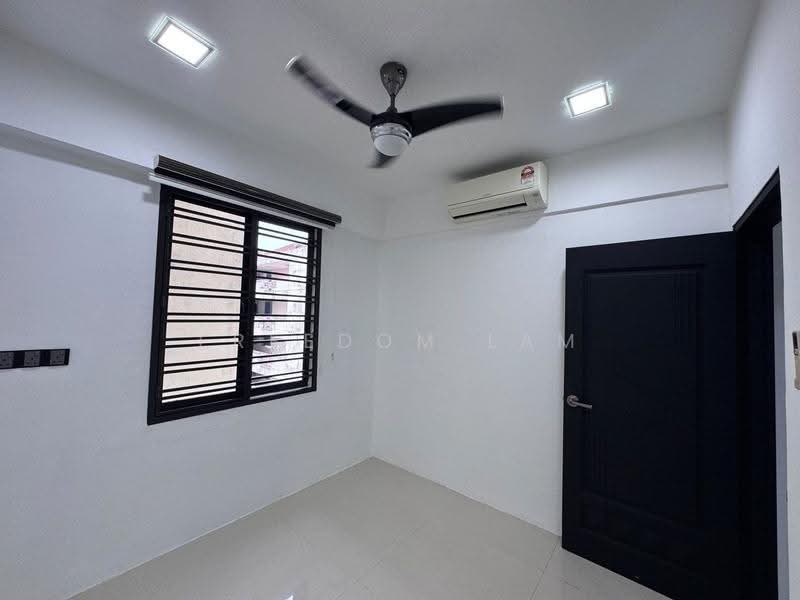 Condominium for Sale at Skudai Villa - Freedom Lam - Bedroom - PropertyGuru.com.my