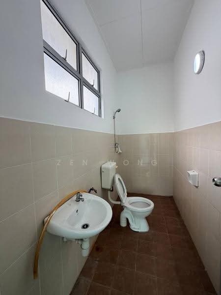 Rumah Teres 2-Tingkat untuk Dijual di Bandar Jaya Putra (Johor Bahru) - Zen Wong - Bathroom - PropertyGuru.com.my