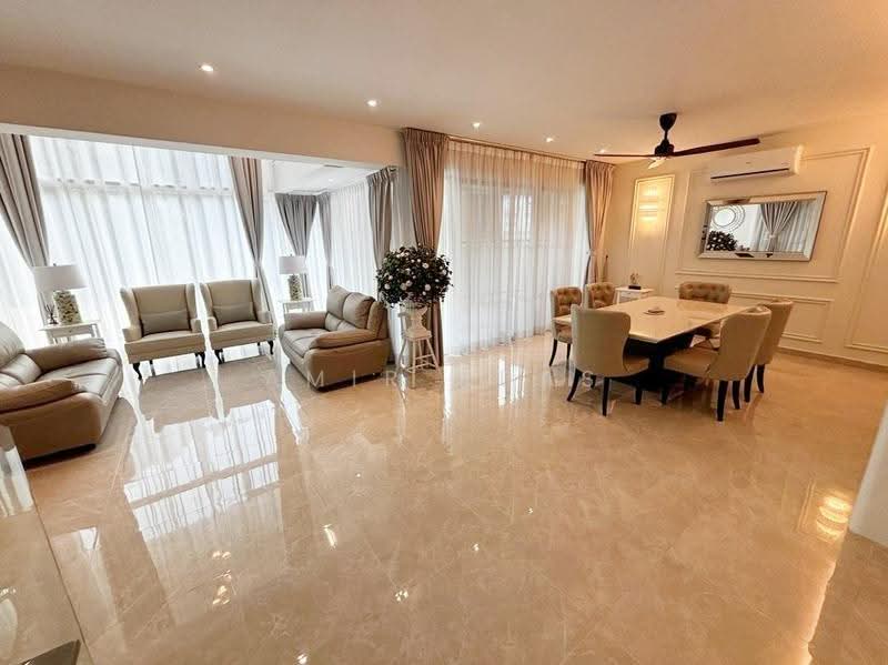 Condominium for Sale at Armanee - Amir Abas - Living Room - PropertyGuru.com.my