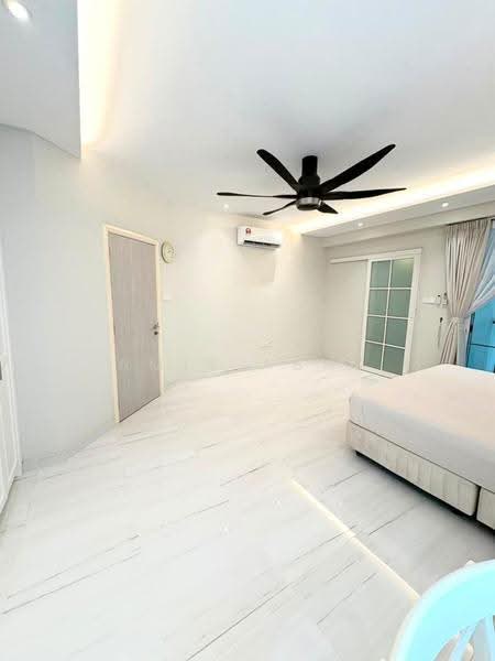 Condominium for Sale at Armanee - Amir Abas - Bedroom - PropertyGuru.com.my