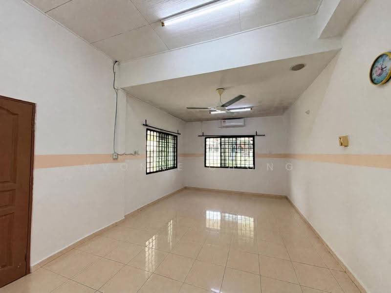 1-storey Terraced House for Sale in Taman Nusa Bestari 2 (Iskandar Puteri (Nusajaya)) - Yvonne Chong - Living Room - PropertyGuru.com.my