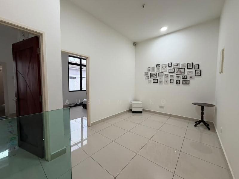 2-storey Terraced House for Sale in Taman Austin Duta (Tebrau) - Austing Ng - Living Room - PropertyGuru.com.my