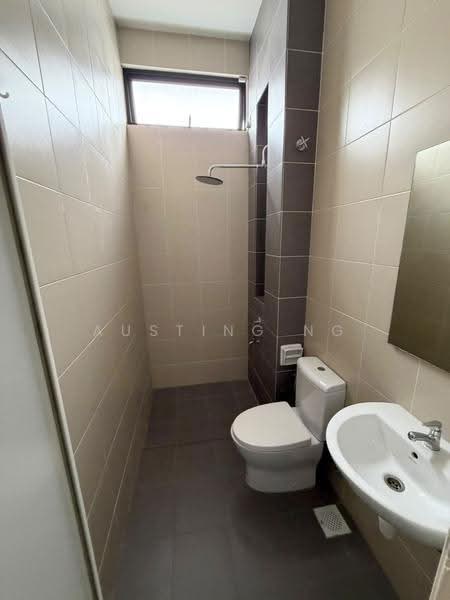 2-storey Terraced House for Sale in Taman Austin Duta (Tebrau) - Austing Ng - Bathroom - PropertyGuru.com.my