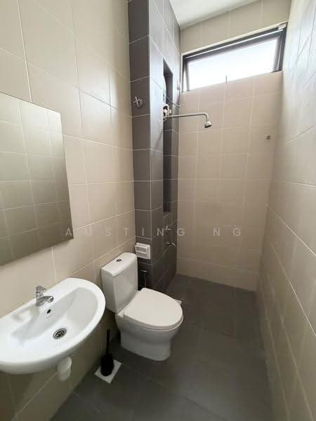 2-storey Terraced House for Sale in Taman Austin Duta (Tebrau) - Austing Ng - Bathroom - PropertyGuru.com.my