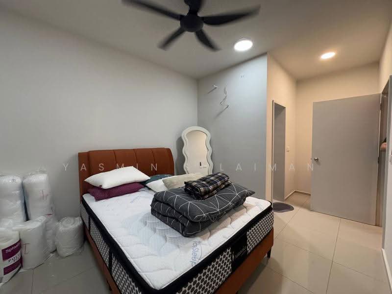Kondominium untuk Disewa di Sky Awani Residensi 4 - Yasmin Sulaiman - Bedroom - PropertyGuru.com.my