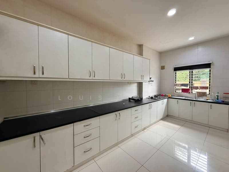3-storey Terraced House for Sale in Bandar Mahkota Cheras (Cheras) - Louis Leang - Kitchen - PropertyGuru.com.my