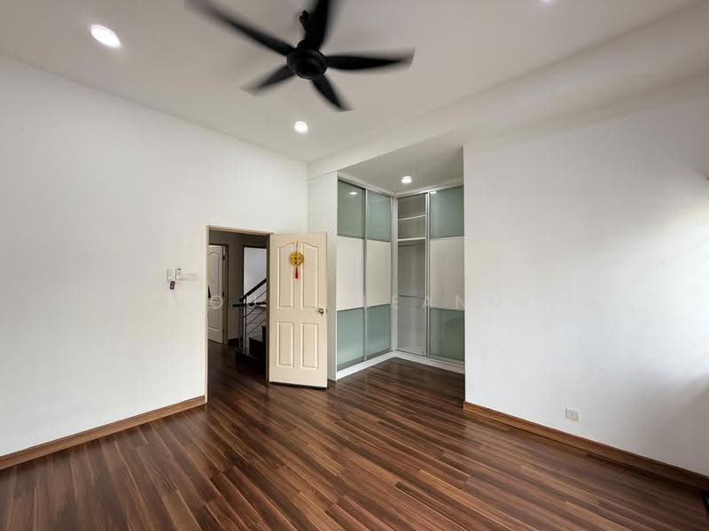 3-storey Terraced House for Sale in Bandar Mahkota Cheras (Cheras) - Louis Leang - PropertyGuru.com.my