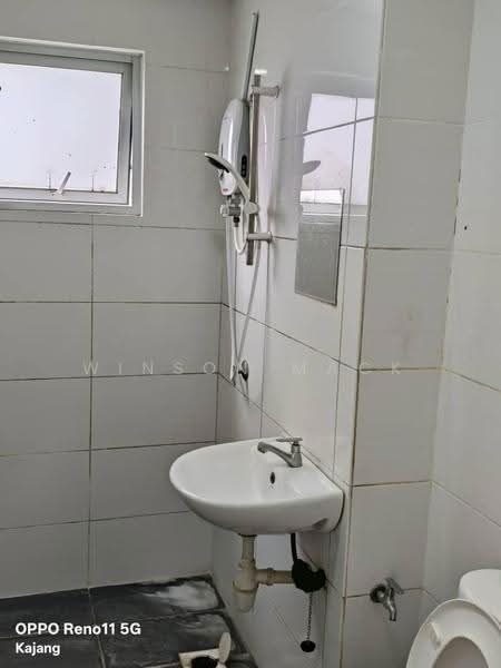 Kondominium untuk Disewa di Permata Residences - Winson Mack - Bathroom - PropertyGuru.com.my