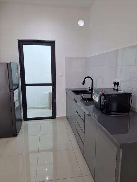 Condominium for Rent at Ideal Venice Residency - Amber Hang - Kitchen - PropertyGuru.com.my