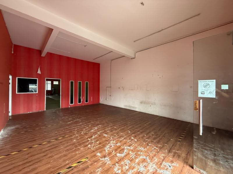 Shop for Rent in Bandar Putra Kulai (Kulai) - Vivy Ng - Interior - PropertyGuru.com.my